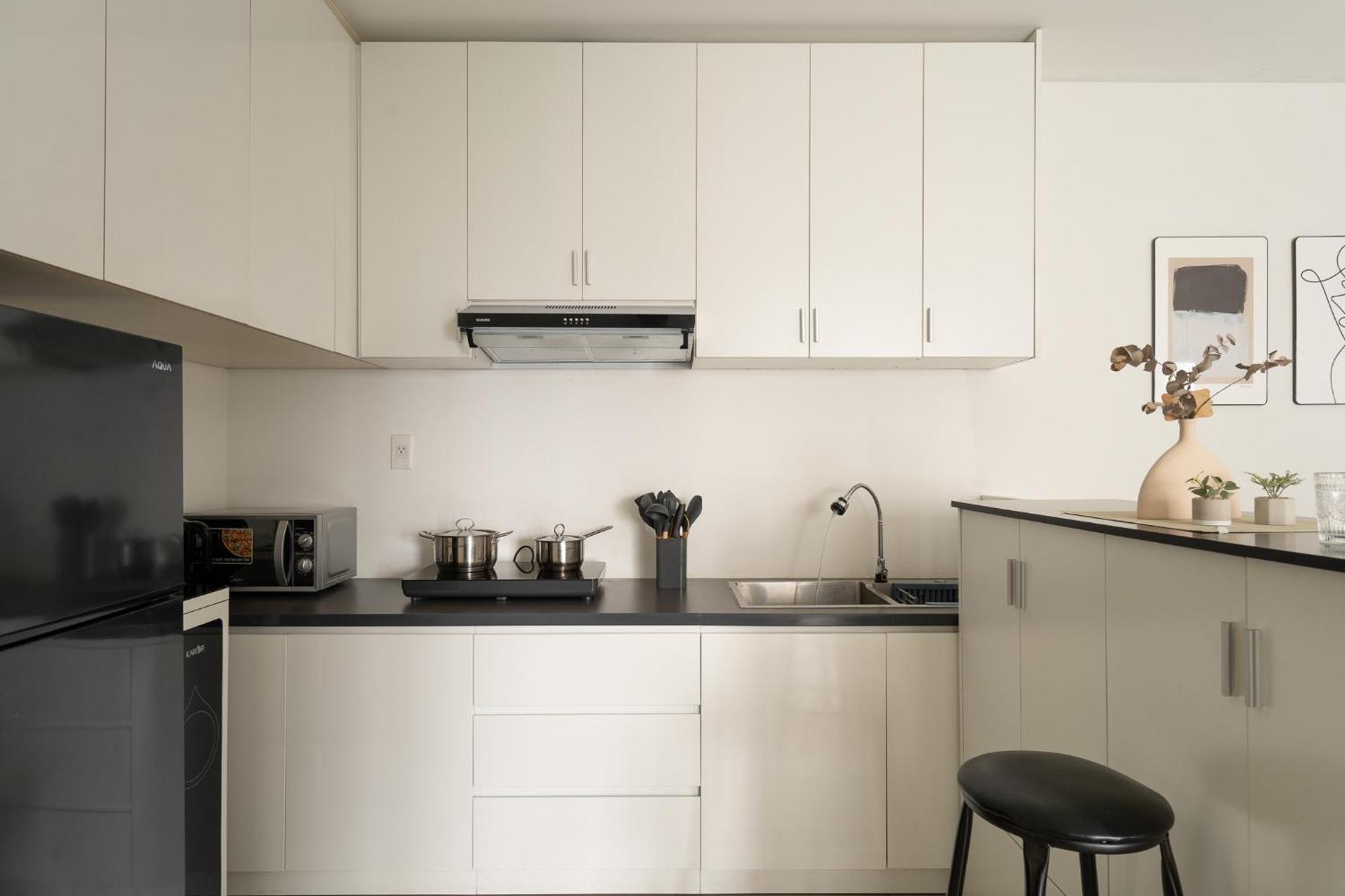 Goldview 2brs Apt-5min To Downtown * TP. Hồ Chí Minh